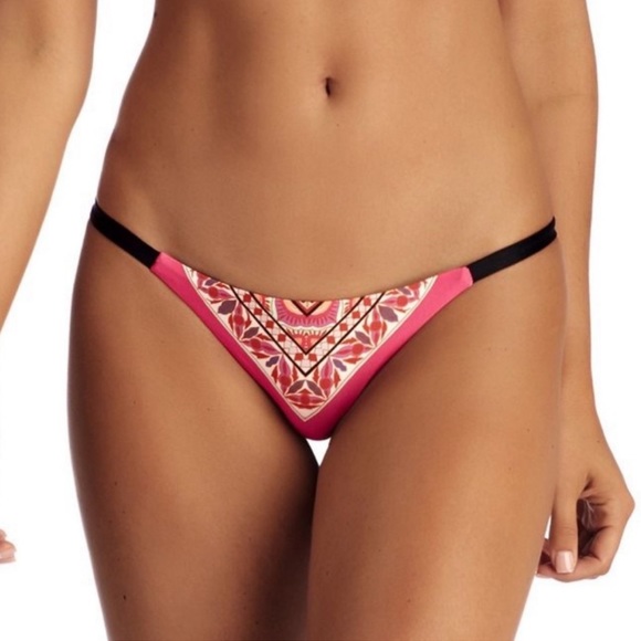 Vitamin A Rousseau Luna bikini - Picture 2 of 5